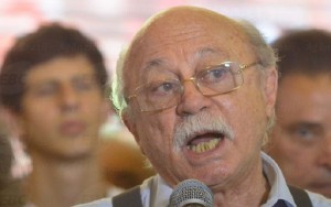 Roberto Amaral: "É essencial No processo Democrático de Defesa do mandato da presidente da República"