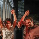 Em momentos de crise, a primeira vítima da casa-grande é a democracia Em momentos de crise, a primeira vítima da casa-grande é a democracia