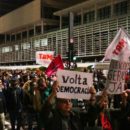 A democracia vencerá, é uma necessidade histórica A democracia vencerá, é uma necessidade histórica